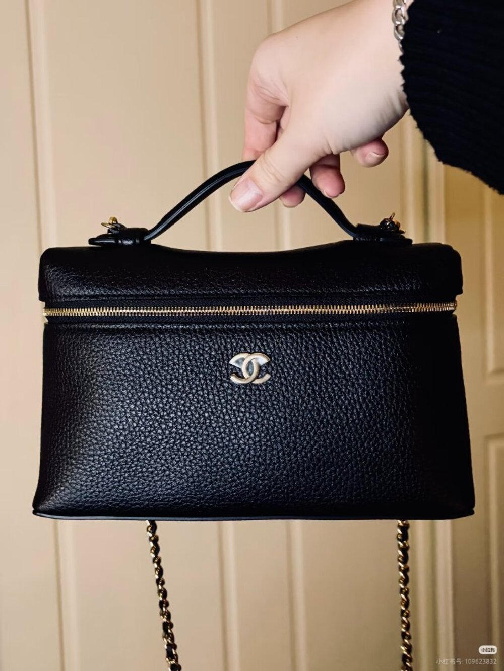 Classic CHANEL Bags: A Stylish and Versatile Choice for Elegance
